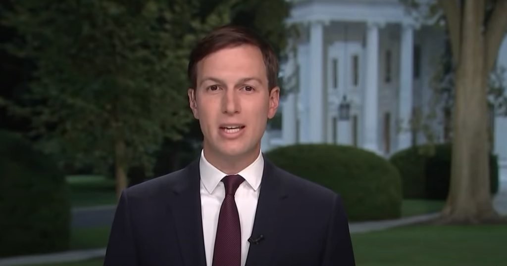 Ministrul culturii din Serbia, judecat pentru presupuse ilegalități legate de un proiect hotelier al ginereului lui Donald Trump Un episod tensionat s-a desfășurat miercuri la Belgrad: ministrul culturii din Serbia, Nikola Selakovic, a fost tras la răspundere penală într-un dosar ce vizează presupuse acte de corupție și ilegalități în aprobarea unui amplu proiect hotelier