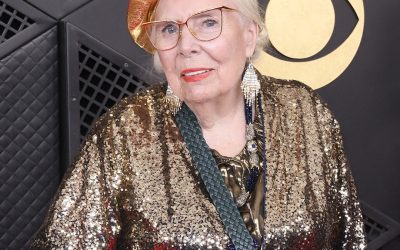 Joni Mitchell Rare Red Carpet Outing