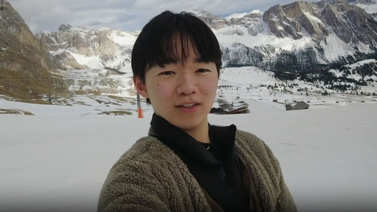 Yuma Kagiyama: Arta și Inspirația din Italia În 2023, patinatorul artistic japonez Yuma Kagiyama a efectuat o vizită memorabilă în Italia, unde a colaborat cu antrenoarea sa, Carolina Kostner