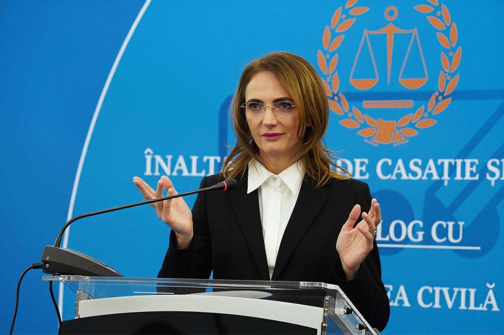 Lia Savonea, președinta Înaltei Curți de Casație și Justiție, nu încetează să surprindă prin modul în care gestionează imaginea instituției pe care o conduce