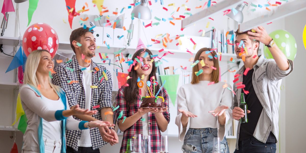 NTMxODZiYTg5ZjYyZGM3M2QyYjM2ZWFkMWYx.thumb_.jpg - StiriAlese