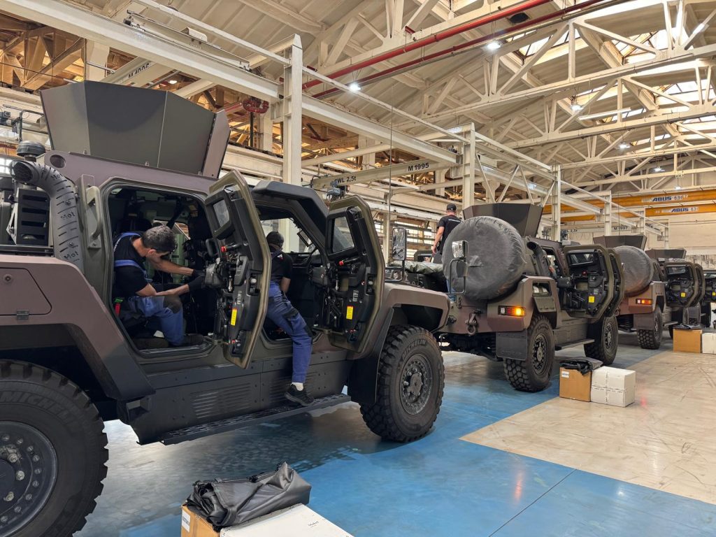 Europa în pragul unei reaburări militare: bugetele de apărare cresc pe fondul tensiunilor globale -Tensiuni tot mai evidente în Europa, datorate noii paradigme de securitate Pe măsură ce nuanțele de pace se estompează în spațiul european, statele continentului își reconfigurează bugetele de apărare pentru a face față noilor amenințări