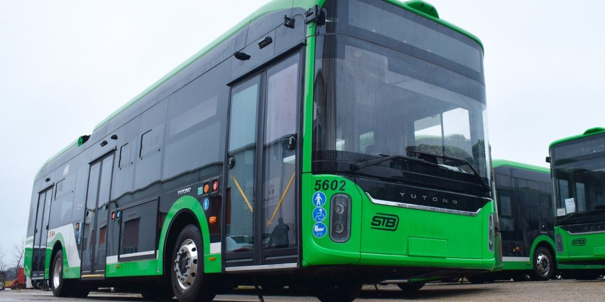 Primul troleibuz electric Yutong din China ajunge în București, pe linia 86