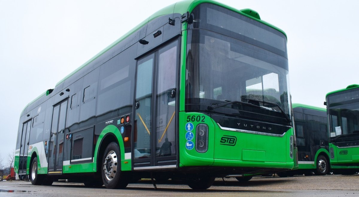 Primul troleibuz electric Yutong din China ajunge în București, pe linia 86