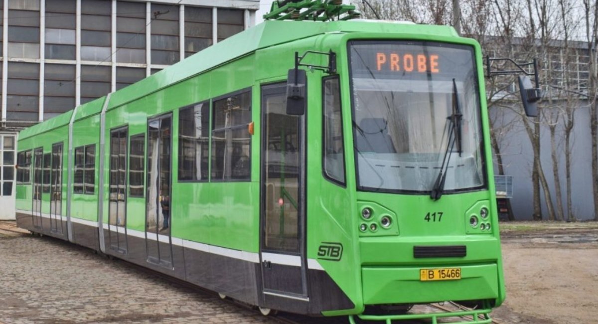 Bucureștiul investește în modernizarea transportului public: tramvaie reînviate și refugii noi pentru călători Capitala României face pași importanți spre îmbunătățirea serviciilor de transport în comun, în contextul în care Primăria Municipiului București și Societatea de Transport București (STB) continuă să investească în rezerve tehnice și infrastructură