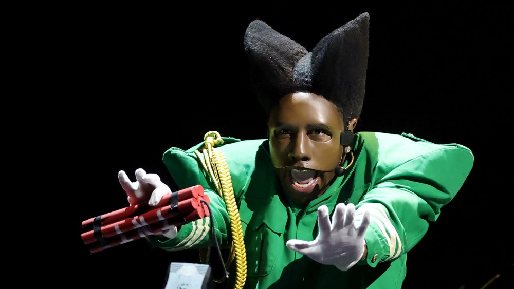 Tyler-The-Creator-Grammy-Performance.jpg - StiriAlese