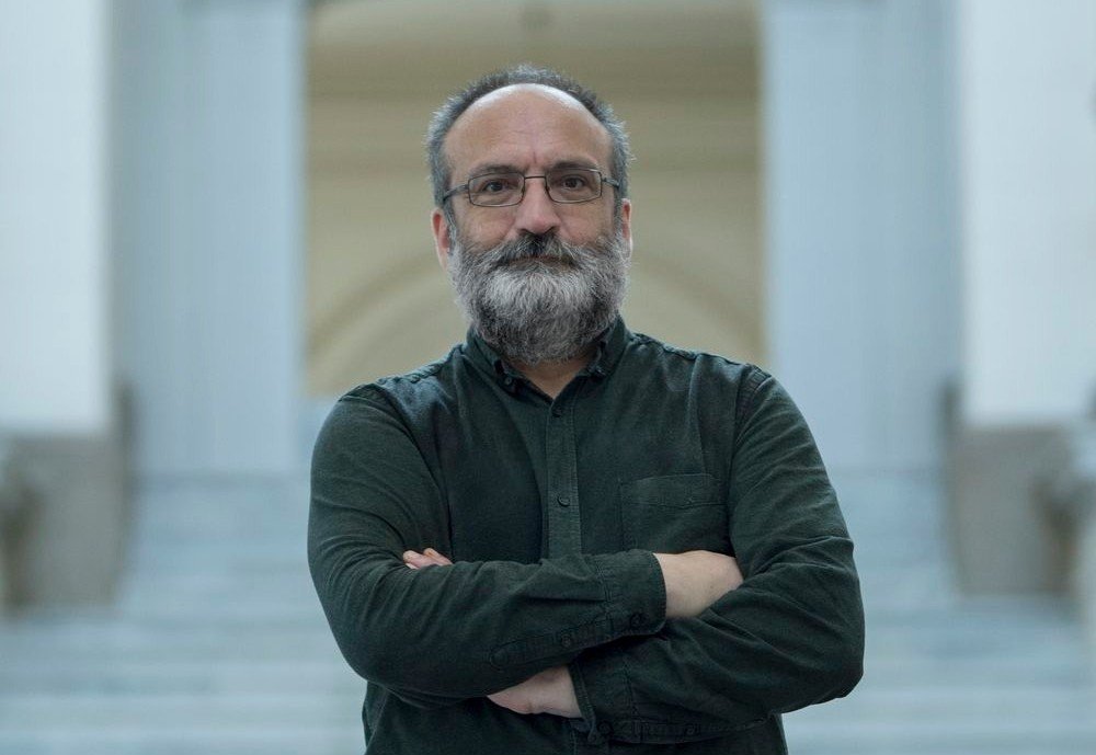 Victor Kapra, veteranul presei economice și de tehnologie din România, a încetat din viață, anunță agenția Mediafax