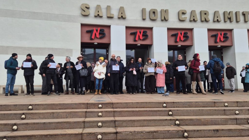 Actorii de la Teatrul Național București protestează împotriva programului pilot al Ministerului Culturii