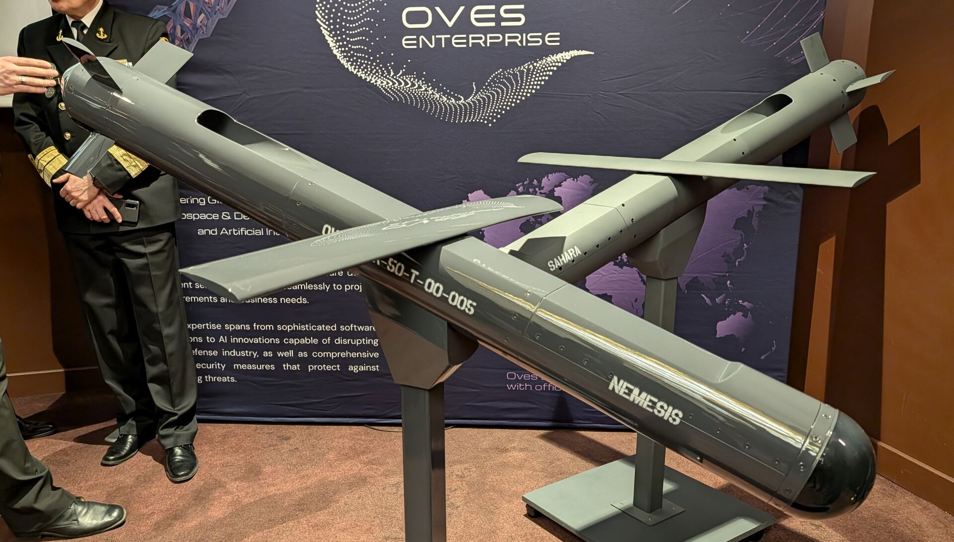 Bucureștiul devine scena unui proiect inovator: prima rachetă de croazieră dezvoltată în România de o companie privată O premieră majoră pentru industria de apărare din România a fost anunțată recent la București, în cadrul unui eveniment special organizat de compania OVES Enterprise