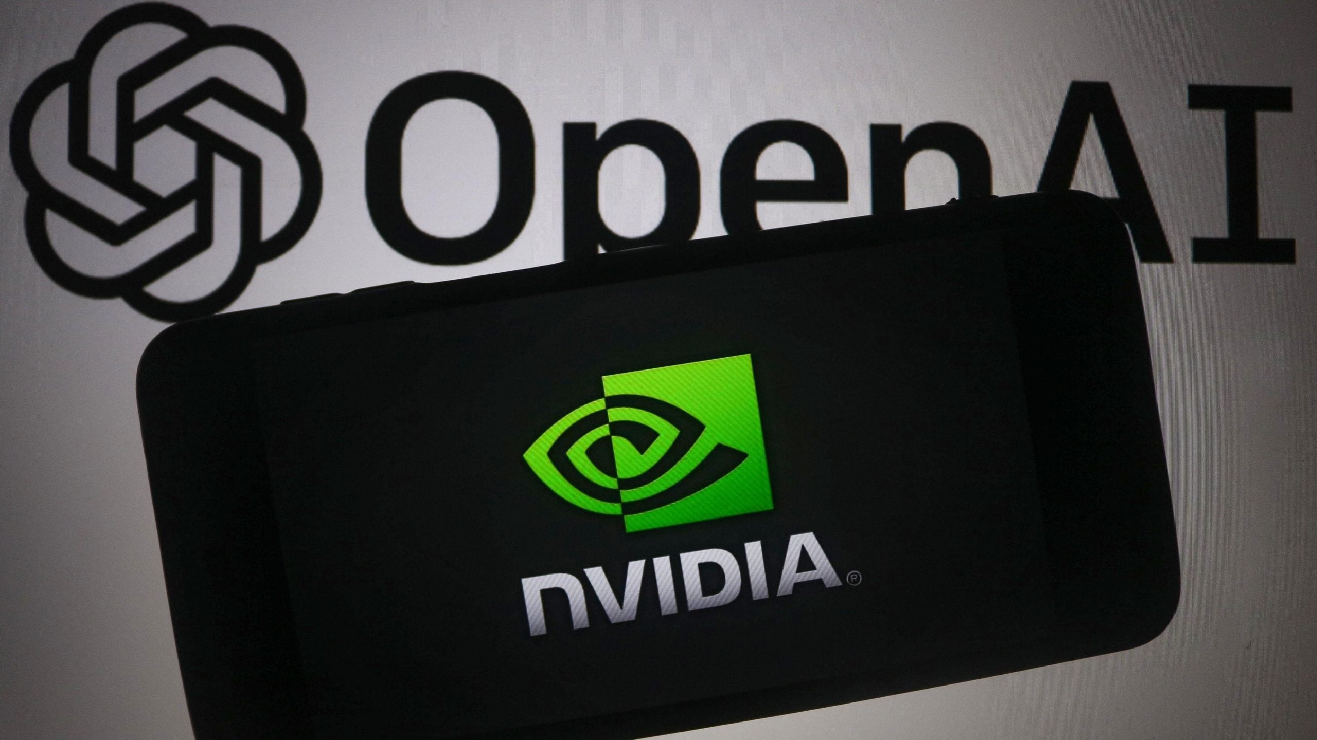 Lumea tehnologiei și a inteligenței artificiale se află în moment de maximă incertitudine, după ce anunțul unei colaborări istorice dintre Nvidia și OpenAI, ce promitea să marcheze o nouă eră în AI, pare să fie sub semnul întrebării