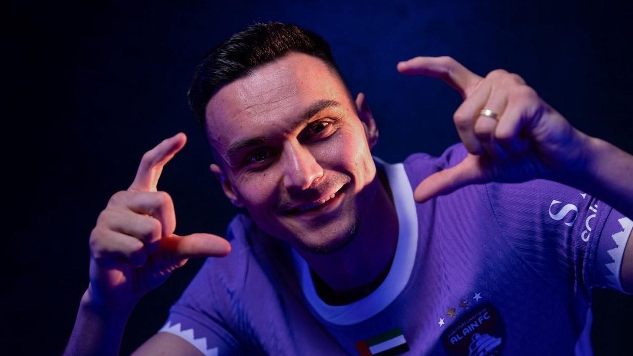 Adrian Șut, transfer surpriză în Emirate: Drumul de la campion național la provocări internaționale Mijlocașul defensiv Adrian Șut, în vârstă de 26 de ani, a semnat recent un contract cu echipa Al-Ain, una dintre cele mai prestigioase formații din Emiratele Arabe Unite