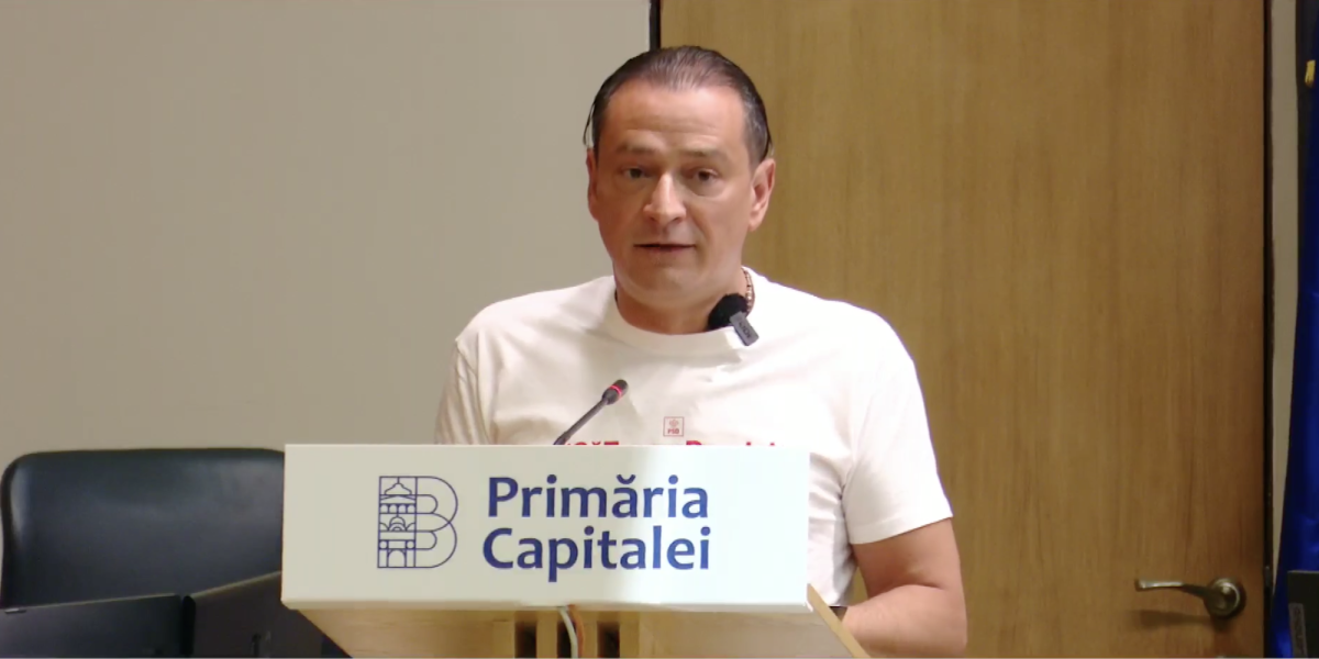 Președintele USR București îl acuză pe liderul PSD București de „descoperirea găurii de la macaroană”