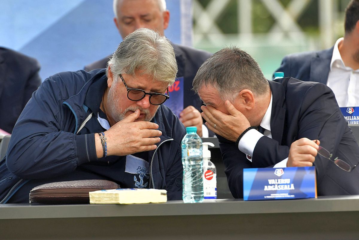 „Unele echipe cedează sub presiuni majore, avertizează antrenorul”