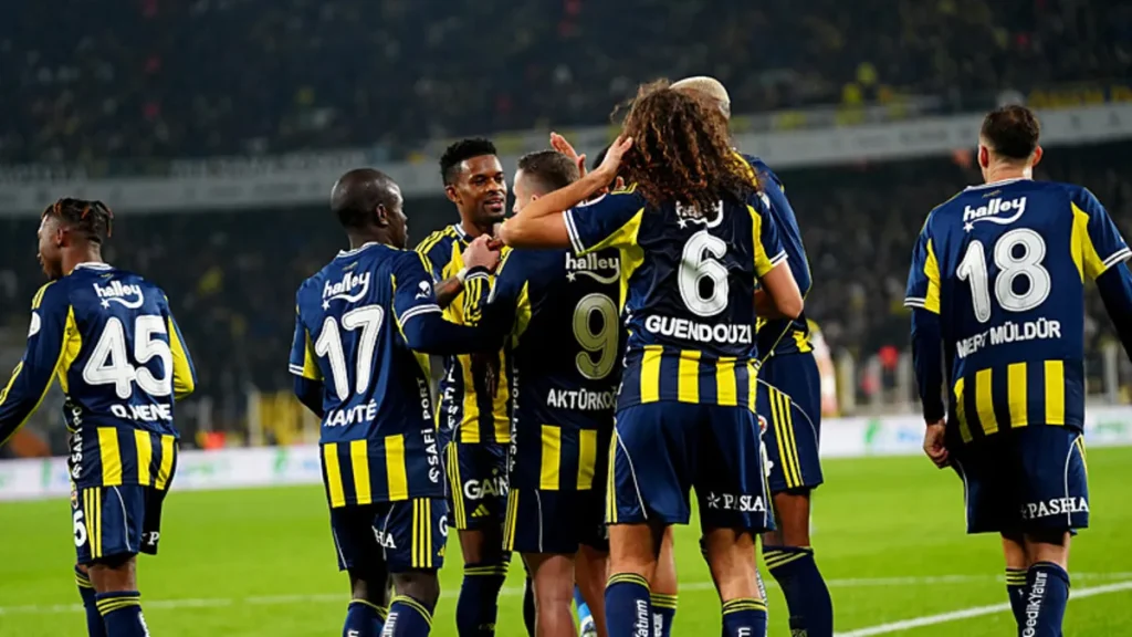 Fenerbahçe își valorifică avantajul de teren: victorie clară cu Gençlerbirliği!