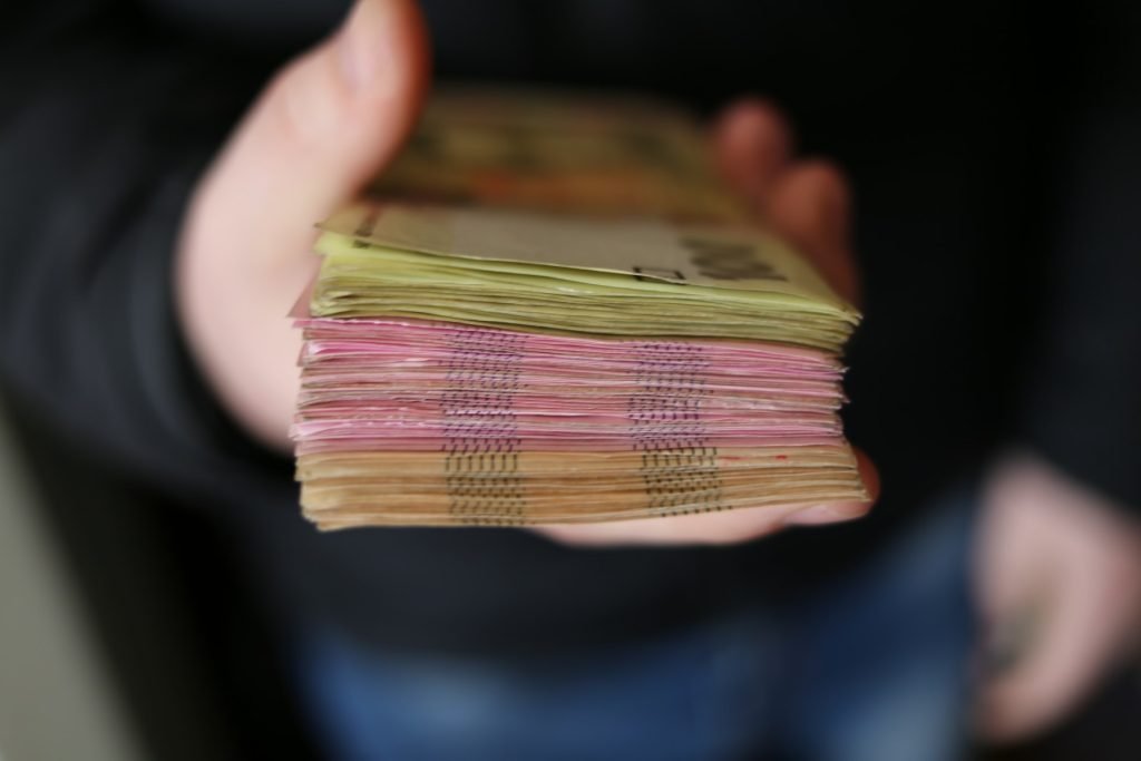 Corupția globală se intensifică, chiar și în țările considerate democrații solide, arată cel mai recent Indice de Percepție a Corupției (IPC) pentru anul 2025, publicat marți de Transparency International