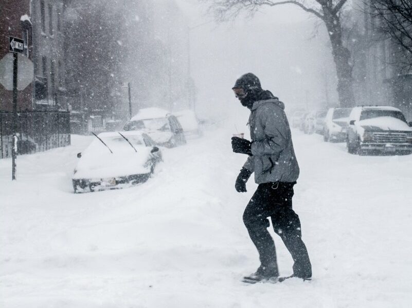 cod-galben-viscol-zapada-ninsoare-ger-iarna-frig-e1704618257575.jpg - StiriAlese