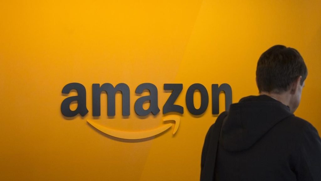 Într-o industrie cinematografică tot mai dominată de constrângeri bugetare, unde proiectele sunt adesea alese după criterii financiare și nu creative, Amazon își face un plan ambițios pentru a integra inteligența artificială în procesul de producție