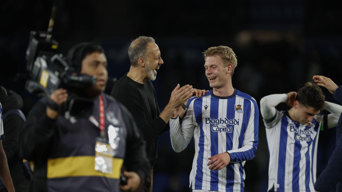 Victorie concludentă pentru Real Sociedad în fața Elche Real Sociedad a obținut o victorie importantă, învingând Elche cu 3-1 în partida disputată sâmbătă seara pe stadionul Anoeta, în cadrul etapei a 23-a din LaLiga EA Sports