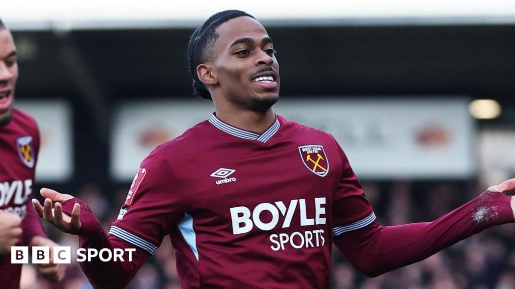 Crysencio Summerville salvează West Ham în prelungiri Crysencio Summerville a fost eroul serii pentru West Ham, reușind să marcheze golul victoriei în minutul 95, în meciul de FA Cup împotriva echipei din League One, Burton Albion