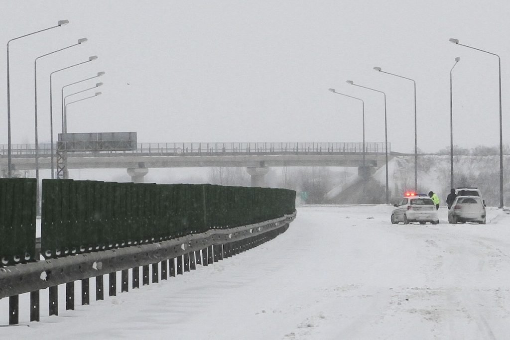 Autostrăzile din jurul Bucureștiului, o Handicapa Logistică Controlată de Contracte Controversate Sezonul de iarnă dezvăluie, în mod dureros, vulnerabilitățile sistemului de întreținere a infrastructurii rutiere din jurul Capitalei