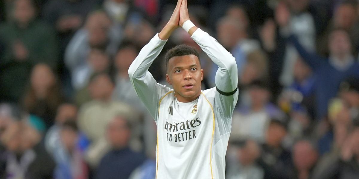 Kylian Mbappe, incert pentru meciul decisiv cu Benfica Kylian Mbappe, atacantul vedetă al lui Real Madrid, rămâne sub semnul întrebării pentru meciul retur din play-off-ul Ligii Campionilor împotriva Benficăi, programat miercuri, 25 februarie