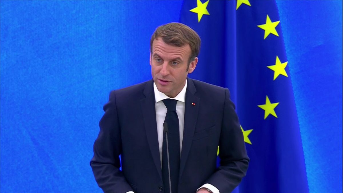 Emmanuel Macron avertizează Europa: trebuie să-și stabilească regulile în cazul unui acord de pace cu Rusia Președintele Franței, Emmanuel Macron, a tras un semnal de alarmă vineri, avertizând că, odată încheiat un acord de pace pentru Ucraina, Europa va fi nevoită să-și redefinească modul de relaționare cu Rusia