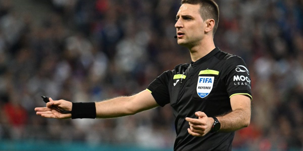 fcsb-dinamo-bucuresti-play-off-superliga-superbet-5052025.jpg - StiriAlese