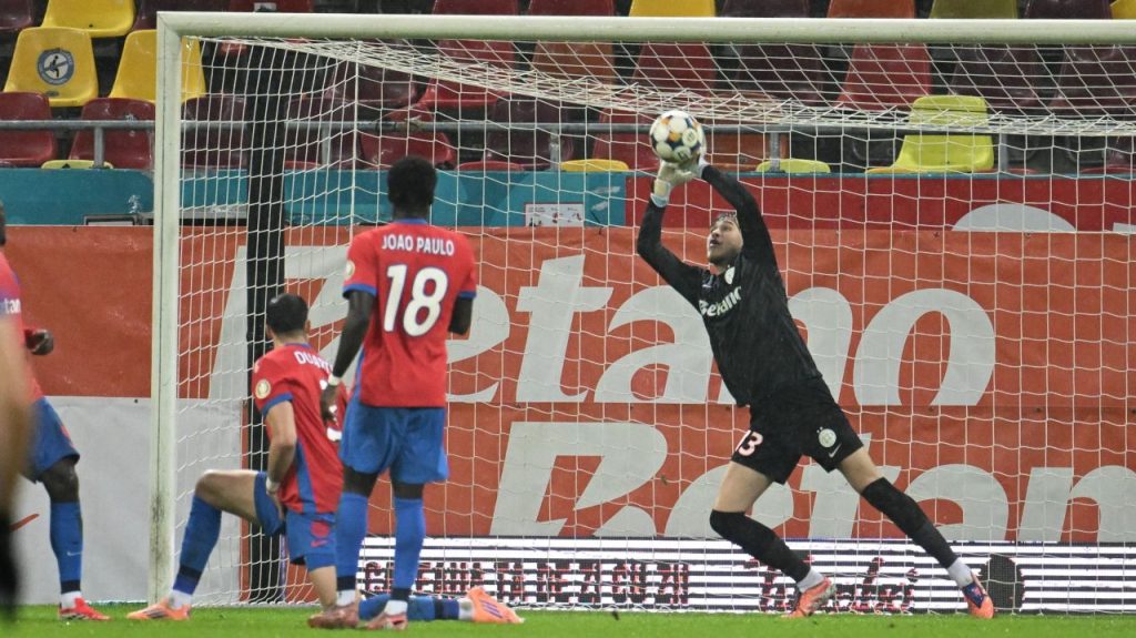 Matei Popa, o revigorare în poarta FCSB-ului FCSB a avut parte de un început promițător în sezonul actual, iar în centrul acestei reușite se află tânărul portar Matei Popa