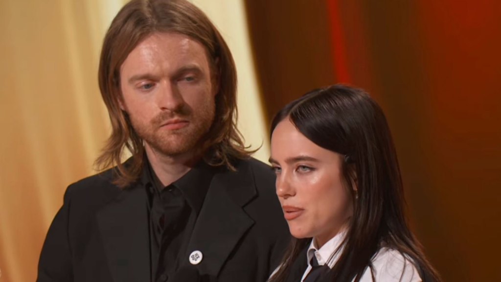 finneas-billie-eilish-grammys.jpg - StiriAlese