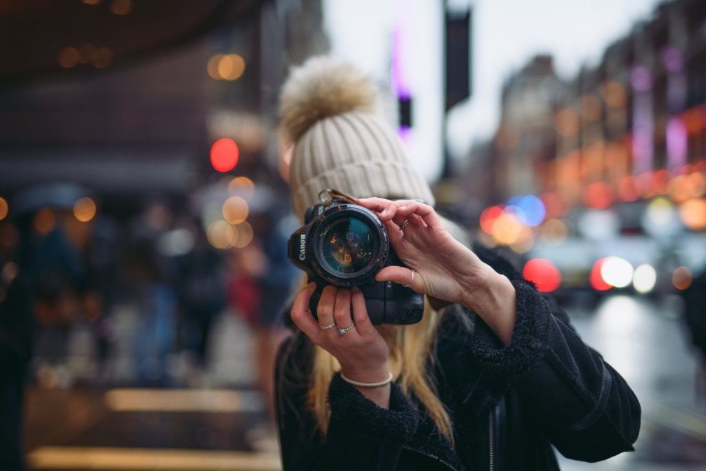 Tremurul de imagine reprezintă una dintre cele mai frustrante probleme pentru fiecare fotograf, fie că e amator sau profesionist