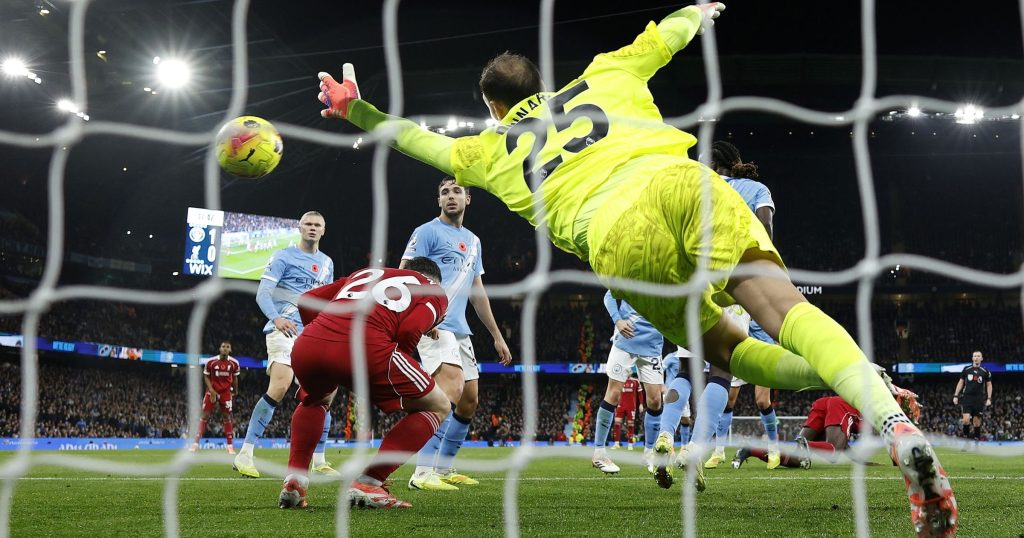 Liverpool și Manchester City: Duelul tradițional în umbra incertitudinii Astăzi, Liverpool și Manchester City se întâlnesc în meciul vedetă al etapei 25 din Premier League