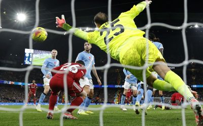 Liverpool și Manchester City: Duelul tradițional în umbra incertitudinii Astăzi, Liverpool și Manchester City se întâlnesc în meciul vedetă al etapei 25 din Premier League