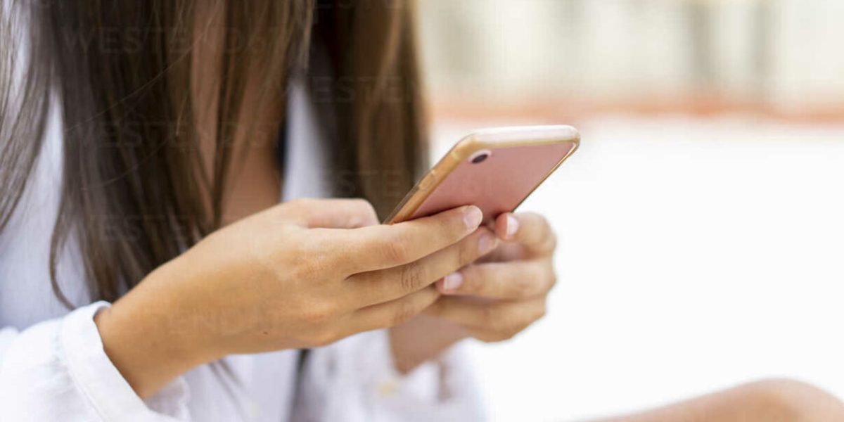 imagine-reprezentativa-aplicatii-mobile-e1770551471669.jpg - StiriAlese