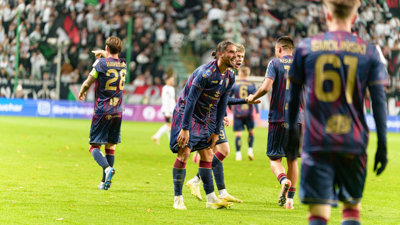 FCSB pe cale să transfere un fundaș central de marcă FCSB, una dintre cele mai titrate echipe din Liga 1, pare să fie în negocieri avansate pentru achiziționarea unui fundaș central