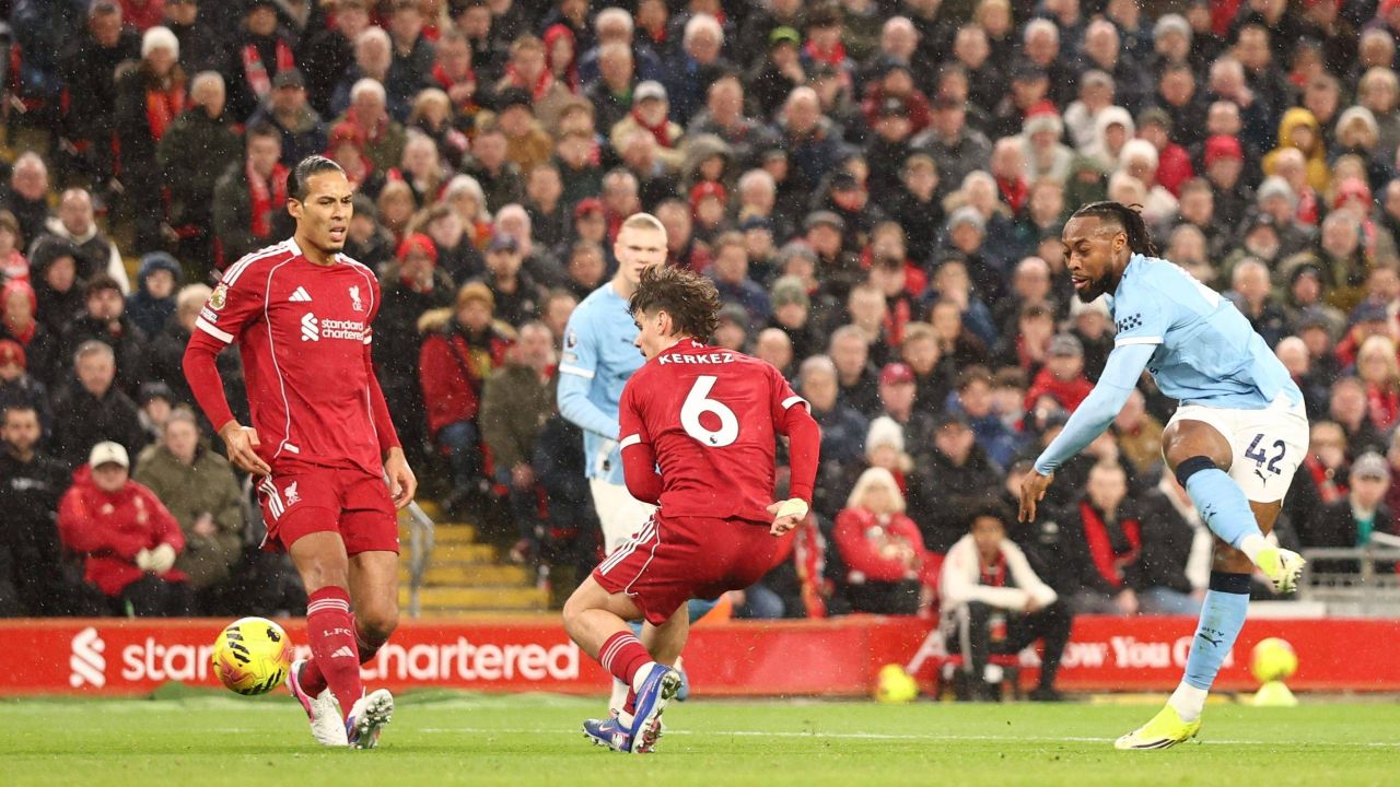 City învinge Liverpool cu 2-1, Haaland înscrie din penalty în ultimele secunde.