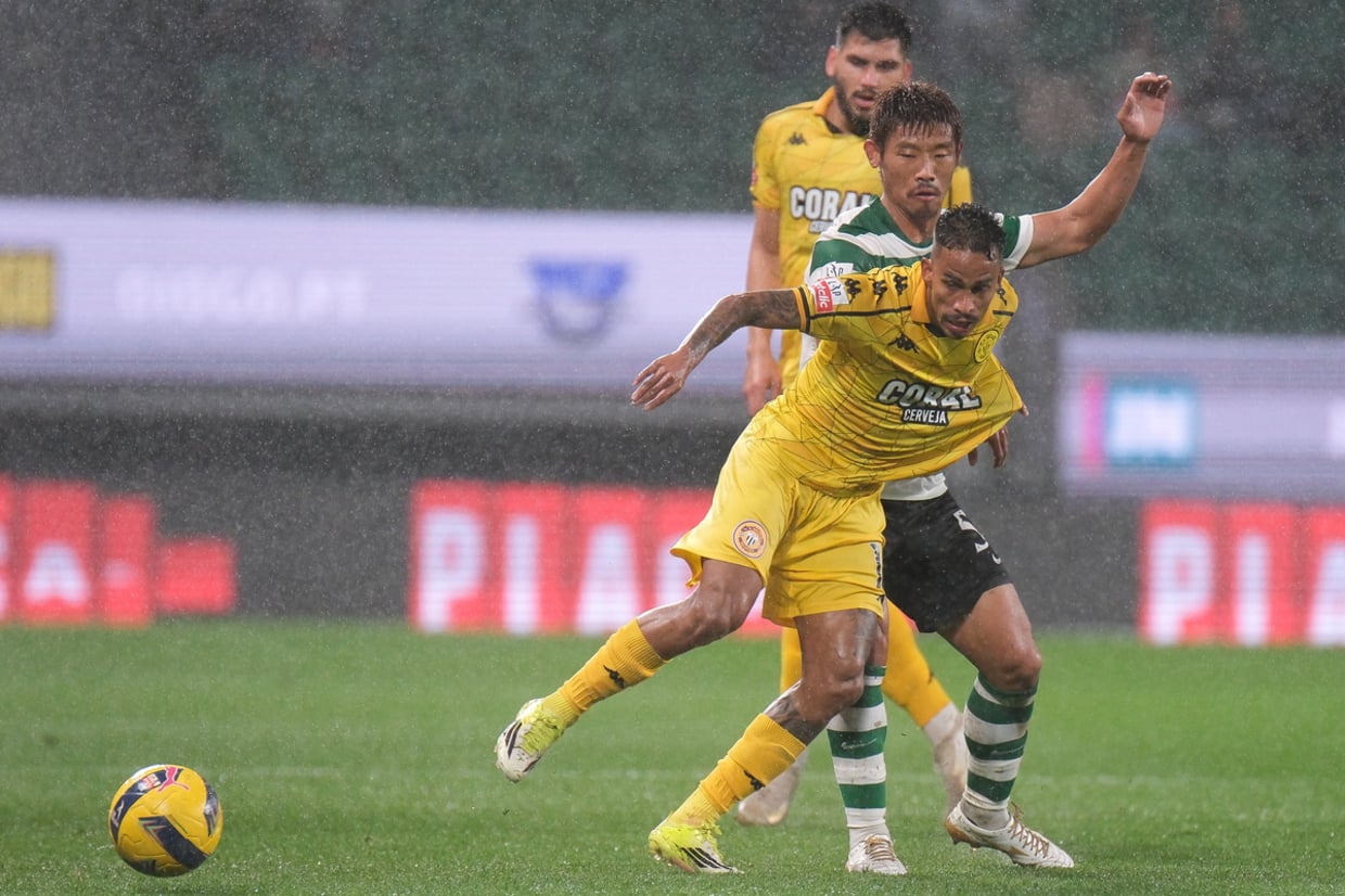 Sporting își păstrează fruntea clasamentului cu o victorie chinuită în fața Nacionalului Sporting Lisabona a obținut o victorie dramatică cu 2-1 în confruntarea cu Nacional, disputată duminică, în cadrul celei de-a 20-a etape a Ligii Portugal Betclic