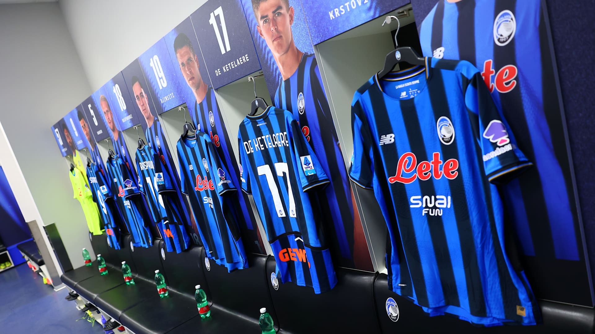 Debut dramatic pentru Atalanta și Cremonese în Serie A Într-o atmosferă electrică la New Balance Arena din Bergamo, Atalanta și Cremonese s-au aliniat pentru un meci crucial în cadrul etapei a 24-a din Serie A, programat să înceapă la ora 18:30 CET