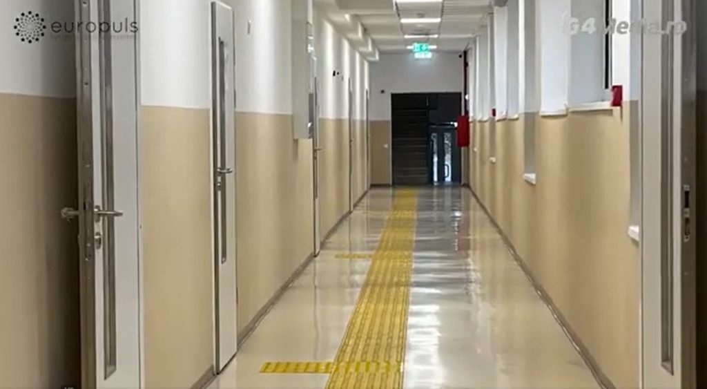 Numărul claselor de a IX-a din județul Iași va fi cu 21 mai mic în următorul an școlar, o ajustare semnificativă care reflectă dinamicile actuale ale sistemului educațional local și național