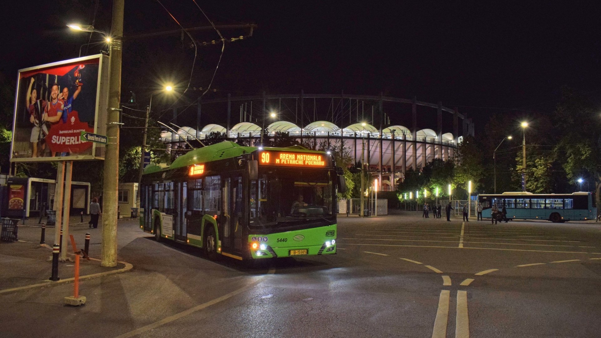 Luni seară, traficul din zona stadionului Național din București va fi influențat semnificativ, odată cu modificarea temporară a traseelor de transport public operate de Societatea de Transport București (STB)