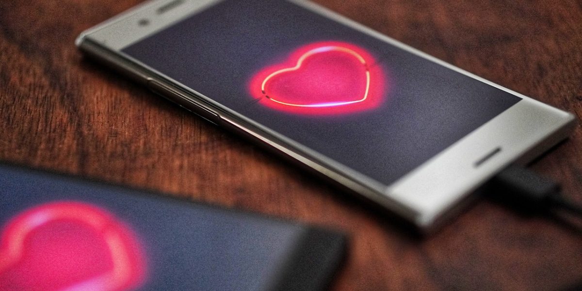 love-4888774_1280.jpg - StiriAlese