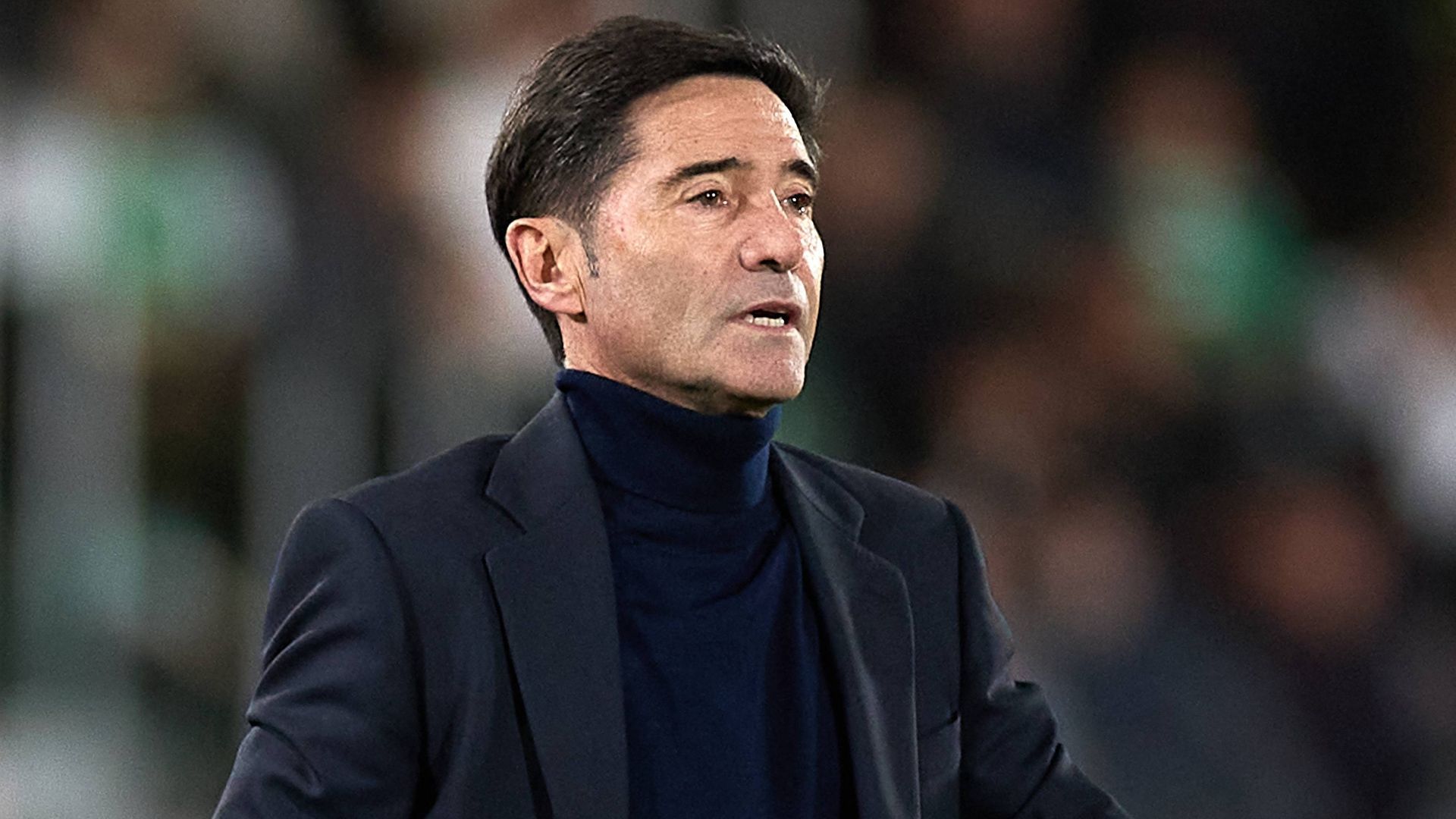 Marcelino García Toral, în centrul atenției: Boli și absențe la Villarreal CF Marcelino García Toral, antrenorul echipei Villarreal CF, a discutat astăzi cu presa despre provocările cu care se confruntă echipa sa, în special în contextul numărului crescut de accidentări