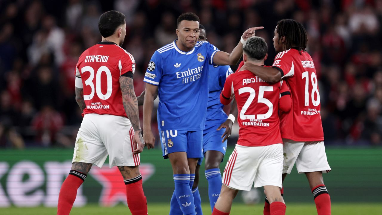 Mbappe îl apără pe Vinicius: „Numărul 25 de la Benfica, necorespunzător pentru Champions League”