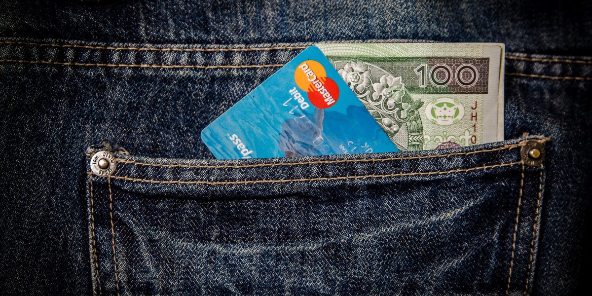 money-256281_1920.jpg - StiriAlese