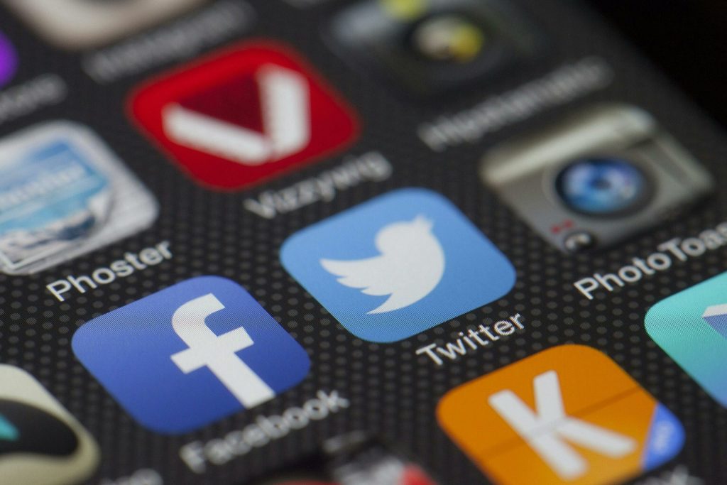 Un nou emot de inovație și adaptare digitală a marcat anul 2025 în Europa, unde aplicațiile mobile au atins cote record în utilizare și, totodată, în profitabilitate