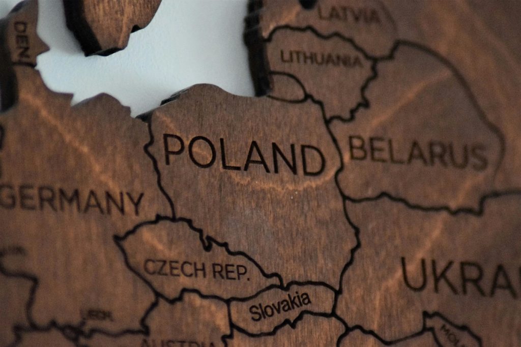 Polonia pregătește cereri de despăgubiri pentru crimele sovietice, după solicitarea de 1,3 trilioane de euro pentru Holocaust