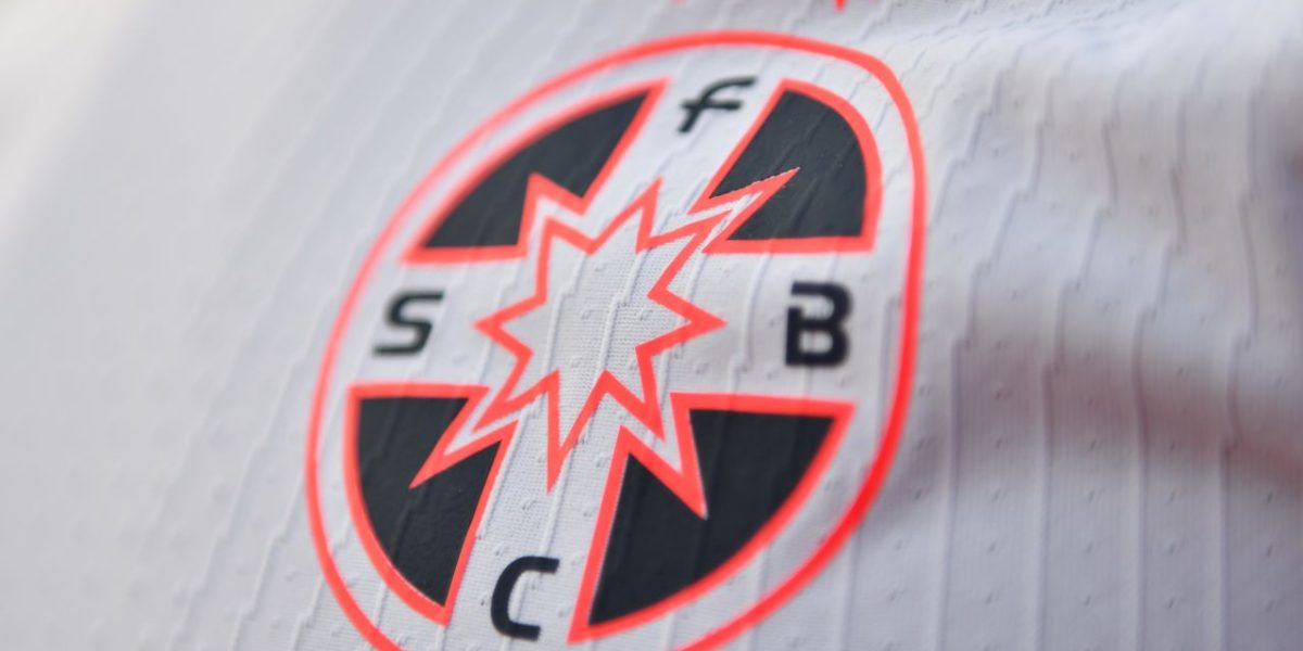 prezentarea-noului-echipament-al-fcsb-12072023-18.jpg - StiriAlese