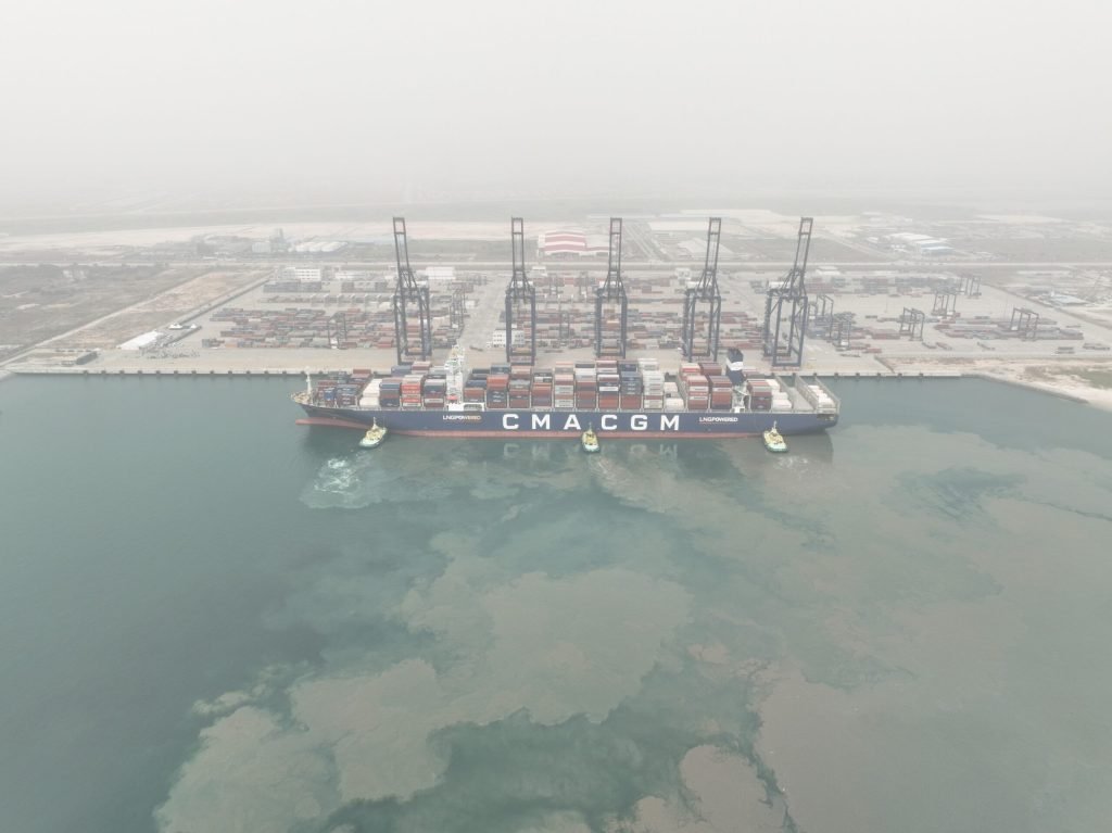 China își întărește prezența navală în Africa printr-o rețea de porturi strategice care pot susține nave de război, o mișcare vizată să îi confere Beijingului o poziție de influență majoră pe continentele africane și în apele maritime cheie ale lumii