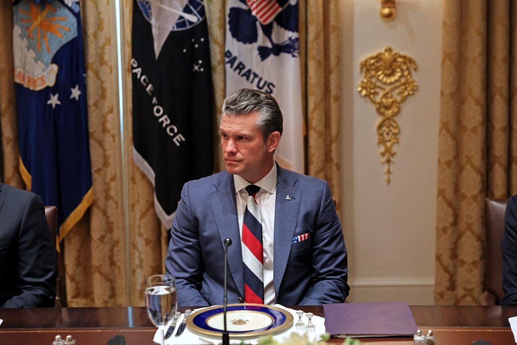 Șeful Pentagonului, Pete Hegseth, nu va participa la reuniunea NATO de la Bruxelles Între un semnal de răcire și o amplificare a tensiunilor geopolitice, participarea la cele mai importante reuniuni ale Alianței Nord-Atlantice devine tot mai delicată