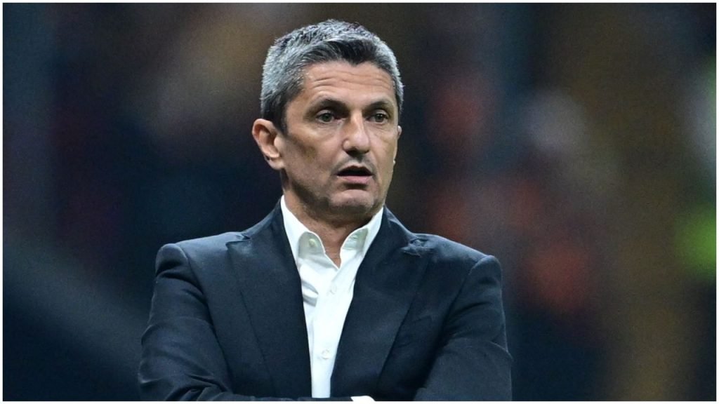 Răzvan Lucescu, pe cale să marcheze un nou capitol în cariera de antrenor Astăzi, Răzvan Lucescu are ocazia să bifeze o performanță notabilă în cariera sa, ajungând la a zecea finală de cupă, într-un meci care promite intensitate și rivalitate