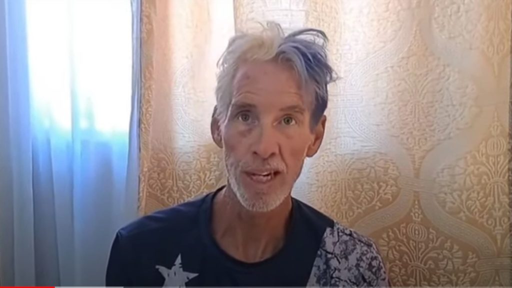 Bărbatul care a încercat să-l asasineze pe Donald Trump a fost condamnat la închisoare pe viață Un fapt șocant din peisajul politic american a fost înregistrat după ce instanța din Statele Unite a pronunțat, miercuri, o sentință dură pentru Ryan Routh, bărbatul de 59 de ani care a fost găsit vinovat de tentativa de asasinat asupra fostului președinte Donald Trump, într-un moment în care acesta se pregătea pentru alegerile prezidențiale din 2024